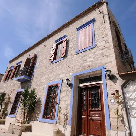 Herberg Lovely In A Boutique Near Popular Attractions Of *
